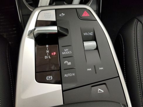 New 2025 BMW X1 xDrive28i w/ Convenience Package image 16