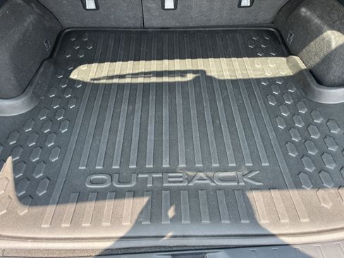 Used 2024 Subaru Outback AWD/4WD image 10