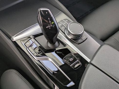 Used 2023 BMW 540i w/ M Sport Package image 11