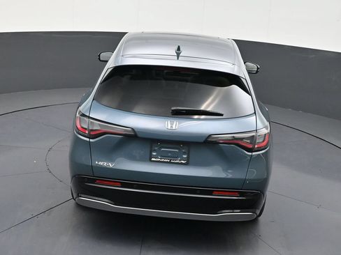 Used 2023 Honda HR-V EX-L image 12
