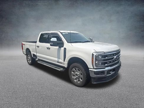 Used 2023 Ford F250 Lariat w/ Chrome Package AWD/4WD image 11