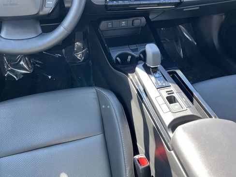 Used 2024 Toyota Prius XLE AWD/4WD image 23