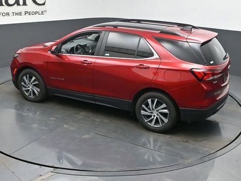 Used 2024 Chevrolet Equinox LT image 41