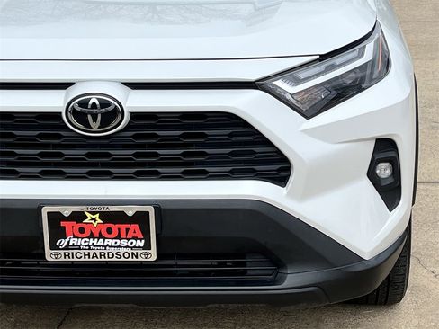 Used 2024 Toyota RAV4 XLE Premium image 8
