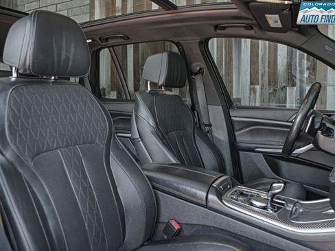 Used 2021 BMW X5 M50i AWD/4WD image 21