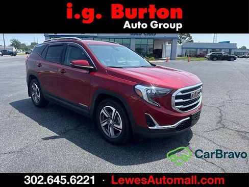 Used 2021 GMC Terrain SLT FWD image 1