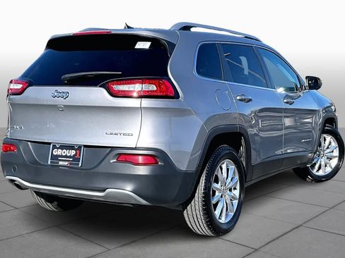 Used 2017 Jeep Cherokee Limited image 13