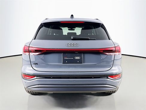Certified 2025 Audi Q6 e-tron Premium w/ Convenience Package image 6