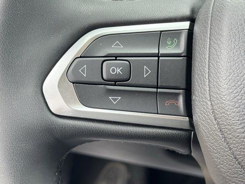 Certified 2025 Jeep Compass Limited image 15