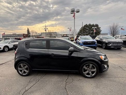 Used 2014 Chevrolet Sonic RS FWD image 4