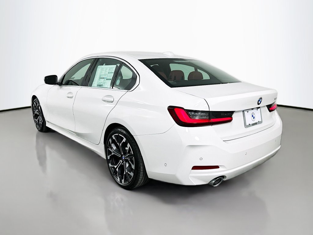 Used 2026 BMW 330i Sedan w/ Premium Package RWD image 7