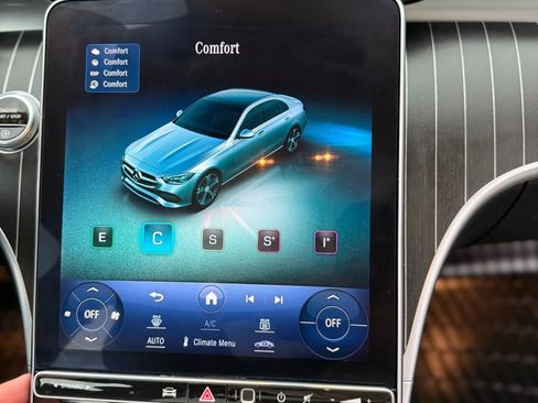 Used 2022 Mercedes-Benz C 300 4MATIC Sedan image 38