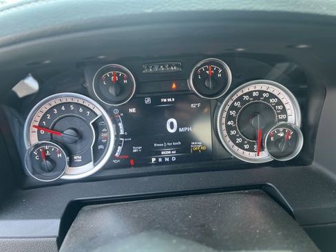 Used 2015 RAM 1500 Laramie w/ Convenience Group AWD/4WD image 8