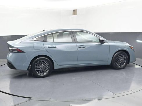 New 2026 Nissan Sentra SV w/ SV Convenience Package FWD image 3