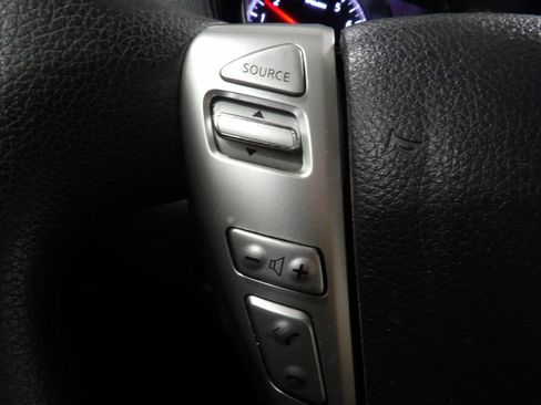 Used 2018 Nissan Versa SV image 13