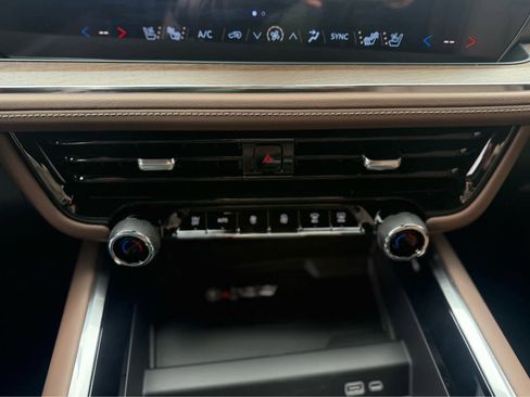 New 2026 Chevrolet Tahoe High Country image 28