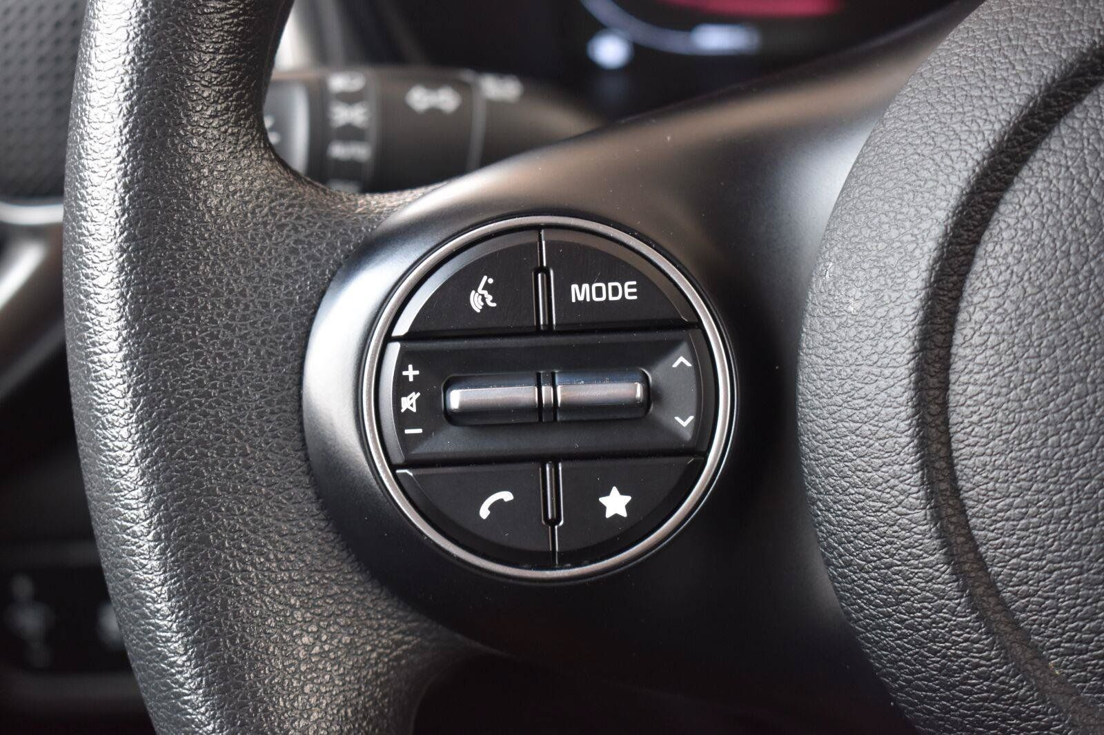 Used 2024 Kia Soul LX w/ Option Group 015 FWD image 6