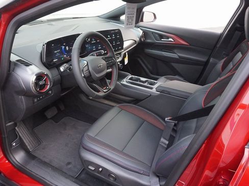 New 2026 Chevrolet Equinox EV RS image 9