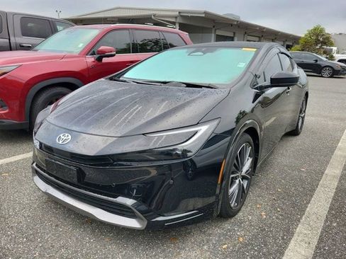 Used 2024 Toyota Prius Limited image 8