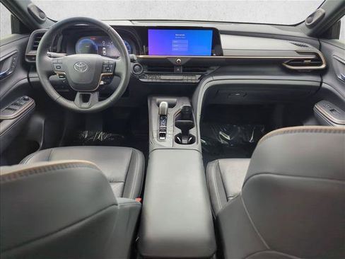Certified 2023 Toyota Crown AWD/4WD image 24