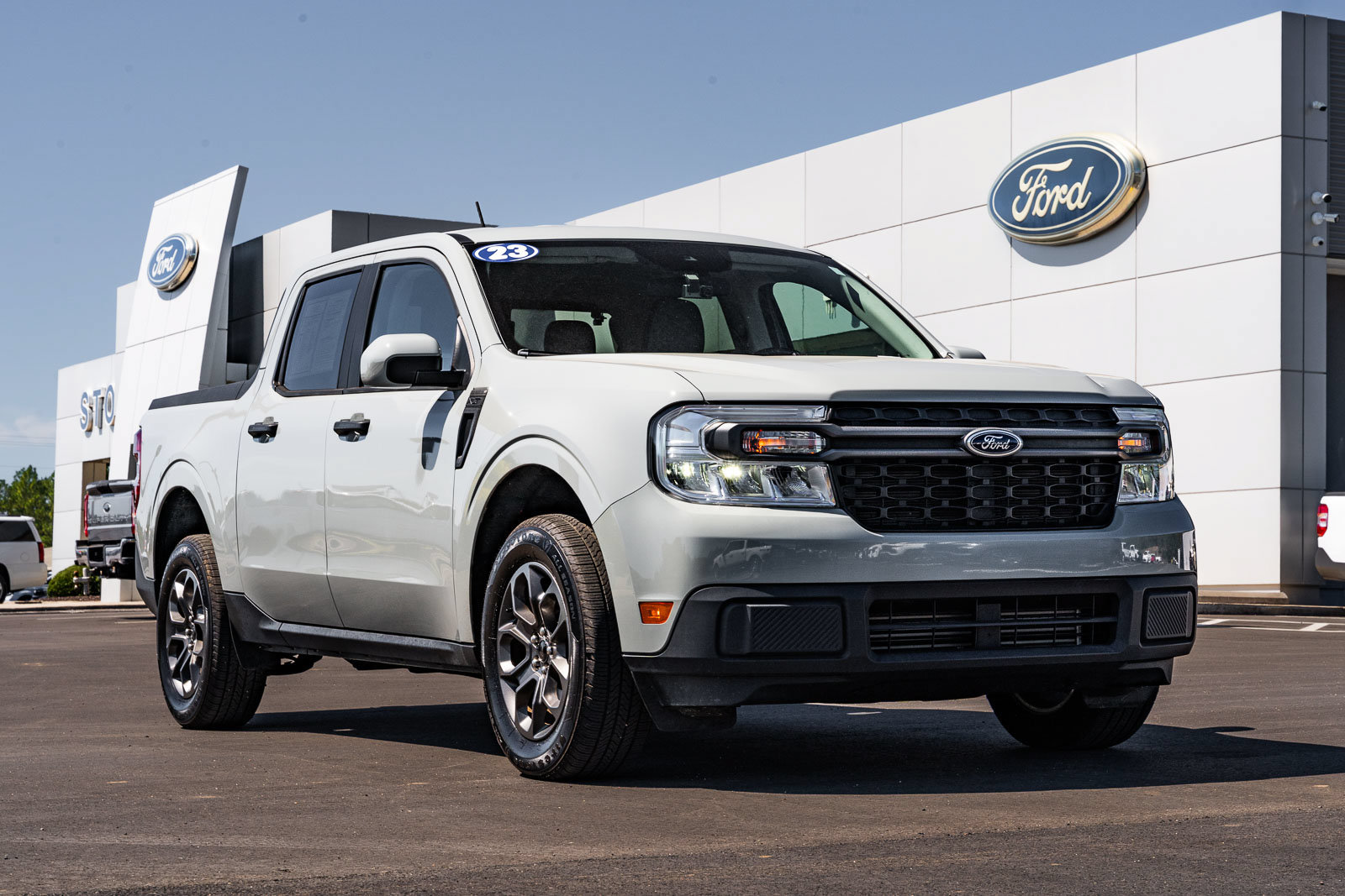 Used 2023 Ford Maverick XLT w/ XLT Luxury Package FWD image 1