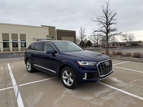 Used 2022 Audi Q7 3.0T Premium image 2