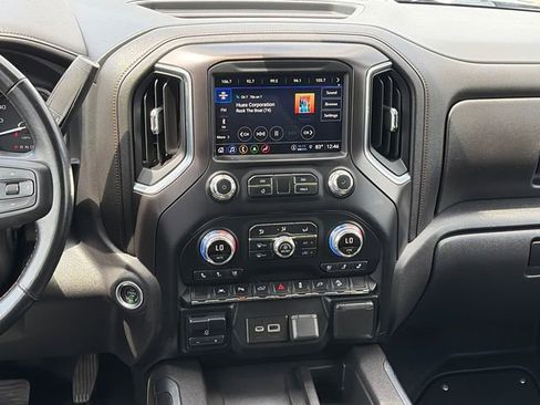 Used 2022 GMC Sierra 1500 AT4 w/ AT4 Premium Package image 14
