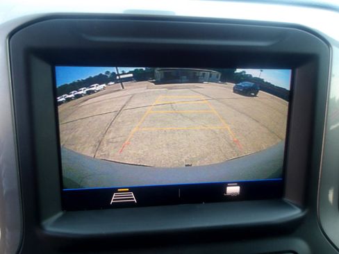 Used 2020 Chevrolet Silverado 1500 Custom w/ Custom Value Package image 23