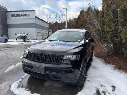 Used 2020 Jeep Grand Cherokee Laredo
