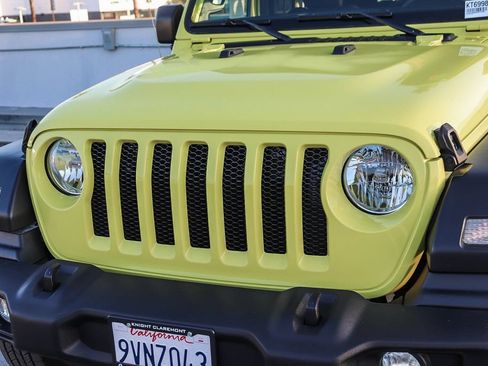 Used 2023 Jeep Wrangler Unlimited Sport AWD/4WD image 6