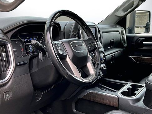 Used 2023 GMC Sierra 3500 Denali w/ Denali Ultimate Package image 19