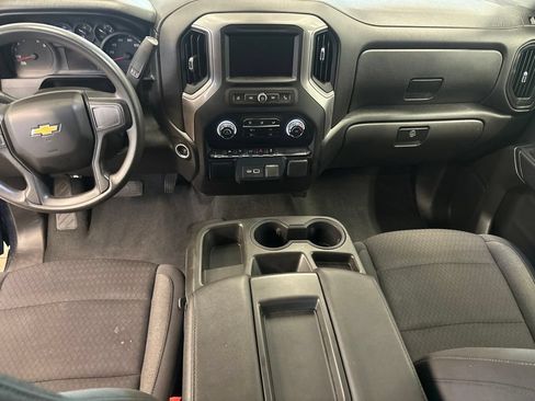 Used 2022 Chevrolet Silverado 1500 Custom AWD/4WD image 6