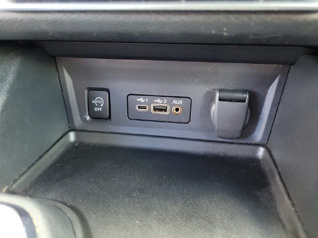 Used 2024 Nissan Sentra SV FWD image 33