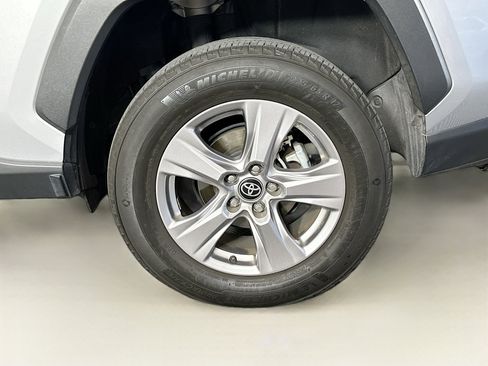 Used 2025 Toyota RAV4 XLE FWD image 11