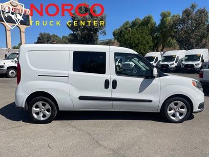 Used 2018 RAM ProMaster City SLT w/ Lights & Wheels Group