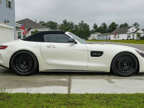 Used 2018 Mercedes-Benz AMG GT C image 18