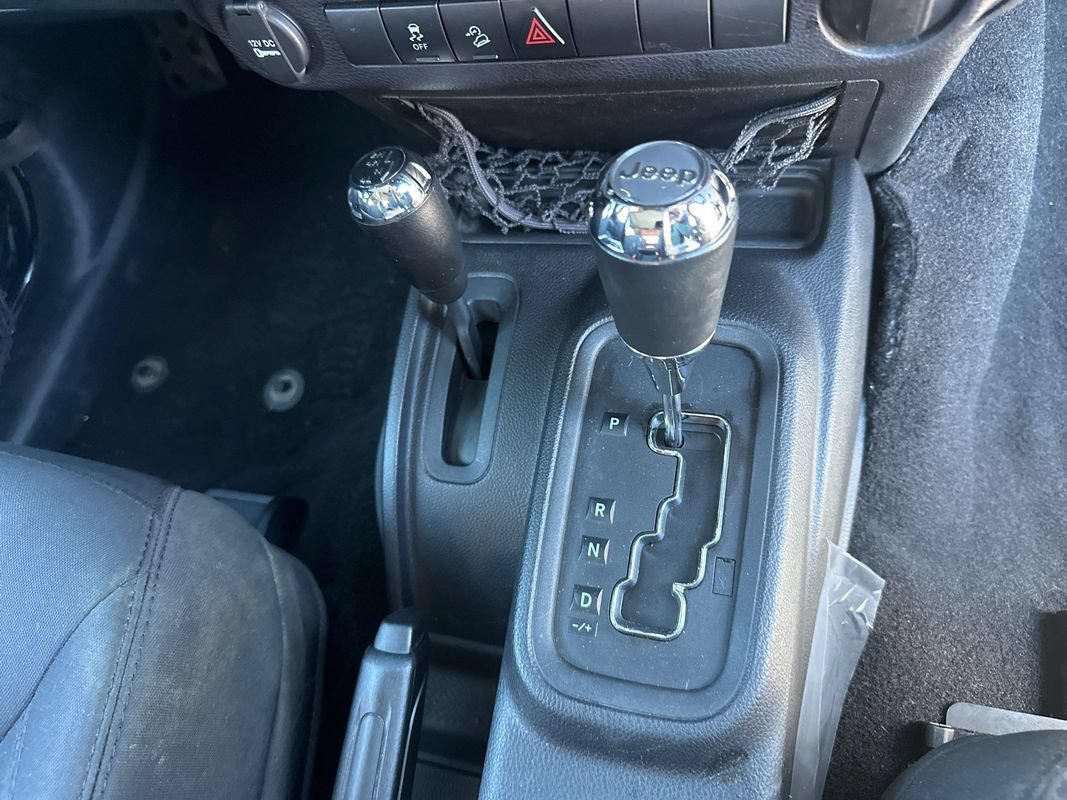 Used 2016 Jeep Wrangler Sport AWD/4WD image 5