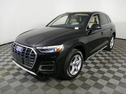 Used 2023 Audi Q5 2.0T Premium w/ Convenience Package AWD/4WD image 7