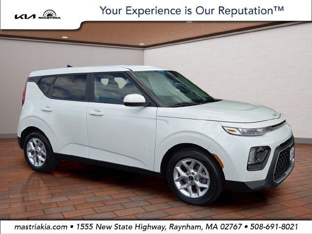 Certified 2022 Kia Soul LX w/ Technology Package FWD image 1