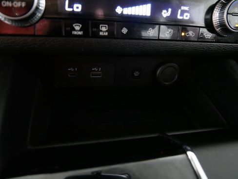 Used 2023 Mitsubishi Outlander SE AWD/4WD image 31