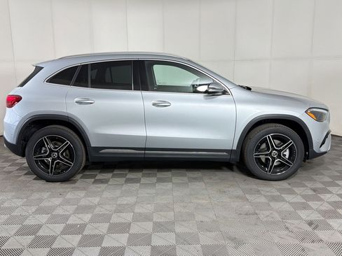 New 2026 Mercedes-Benz GLA 250 4MATIC image 8