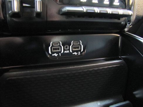 Used 2024 RAM 3500 Big Horn w/ Night Edition AWD/4WD image 42