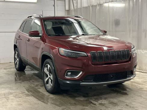 Used 2019 Jeep Cherokee Limited w/ Luxury Group AWD/4WD image 30