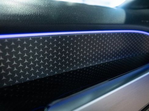 Certified 2025 Mercedes-Benz GLB 250 4MATIC image 29