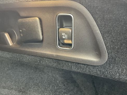 Certified 2025 Mercedes-Benz GLE 53 AMG 4MATIC Coupe image 11