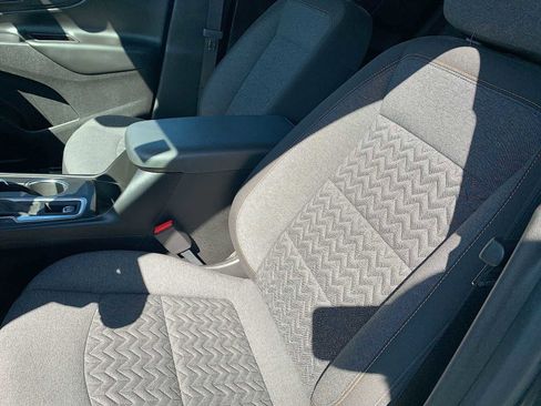 Certified 2022 Chevrolet Equinox LT image 18