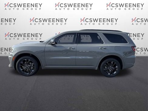 Used 2022 Dodge Durango GT image 2