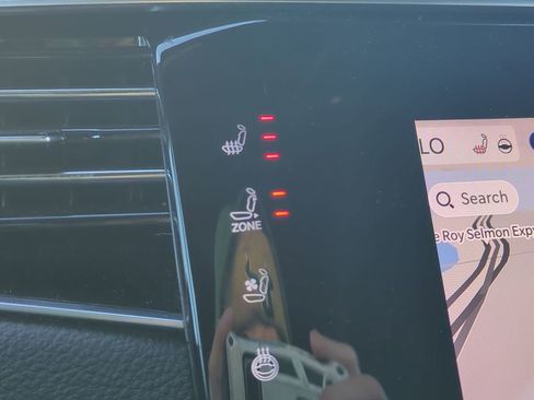 Used 2024 Jeep Wagoneer L Series II w/ Flexible Seating Group image 29