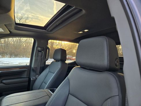 Used 2024 Chevrolet Silverado 1500 LT Trail Boss w/ LT Trail Boss Premium Package image 24