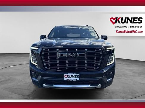 Used 2026 GMC Yukon XL Denali Ultimate w/ LPO, Floor Liner Package AWD/4WD image 5